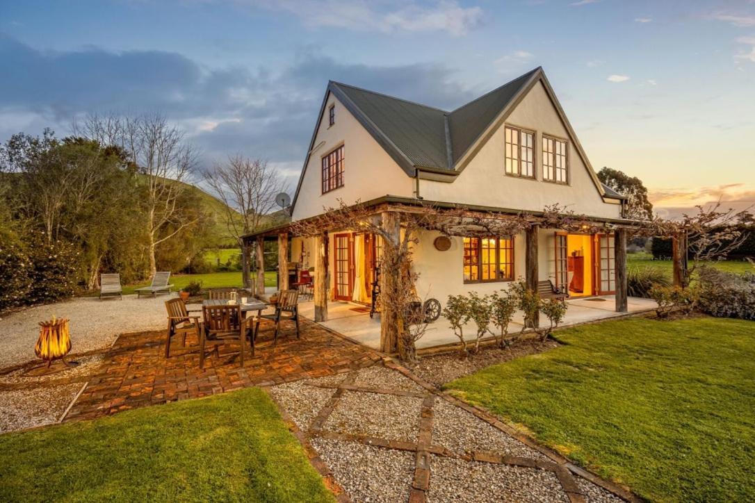 The Last Straw Cottage Nelson Brightwater ภายนอก รูปภาพ